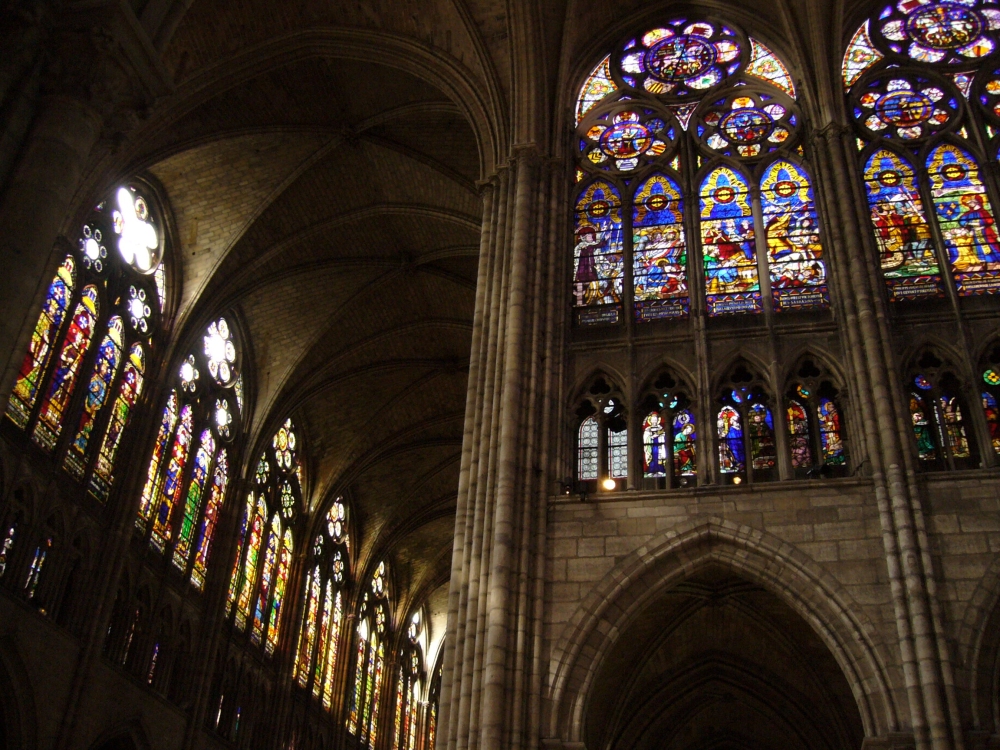 Wnętrze katedry w Chartes