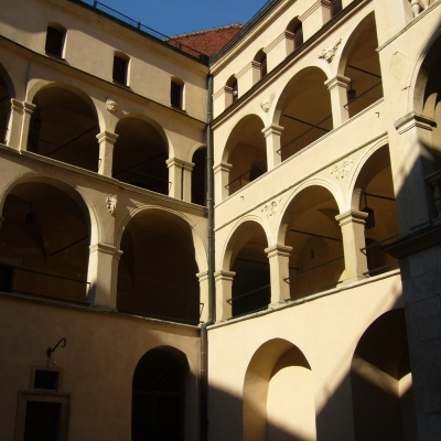 Dziedziniec Zamku w Pieskowej Skale