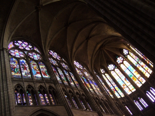 Witraże  bazyliki Saint - Denis, Paryż
